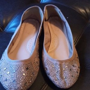 Forever Comfort Nude Bling Flats Size 7